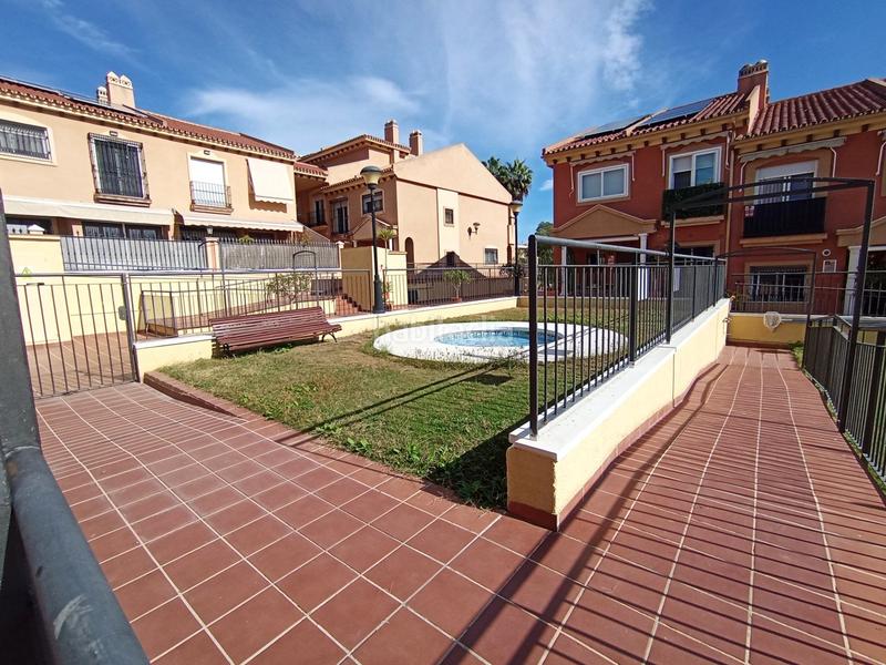 Foto 5861475c-5fc8-48df-95fa-b6a417f0f8e6. Rent semi detached house with parking in Chilches