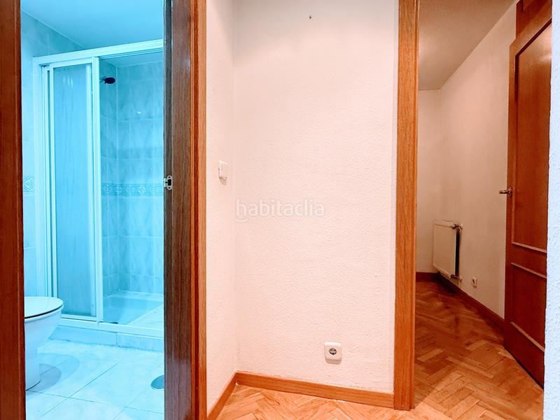 Foto c6237662-7d2a-41a4-871e-73e4372f2200. Etagenwohnung mit heizung parking in Abrantes Madrid