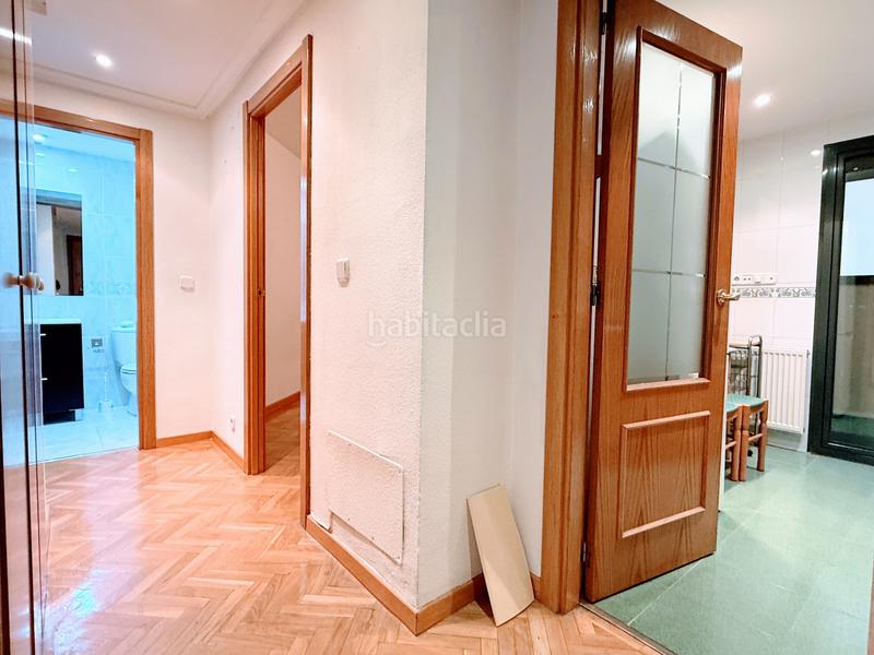 Foto 3c2175ff-c61d-4797-aee9-abea8076ce56. Piso en Abrantes Madrid