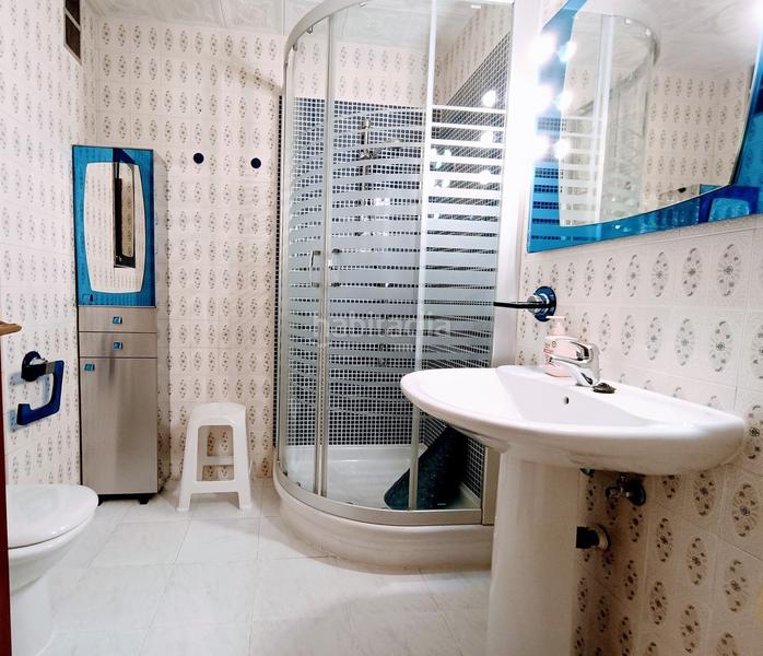 Foto b00b07e8-0e15-48c3-b870-1e16909b6189. Rent flat with heating in Lucero Madrid