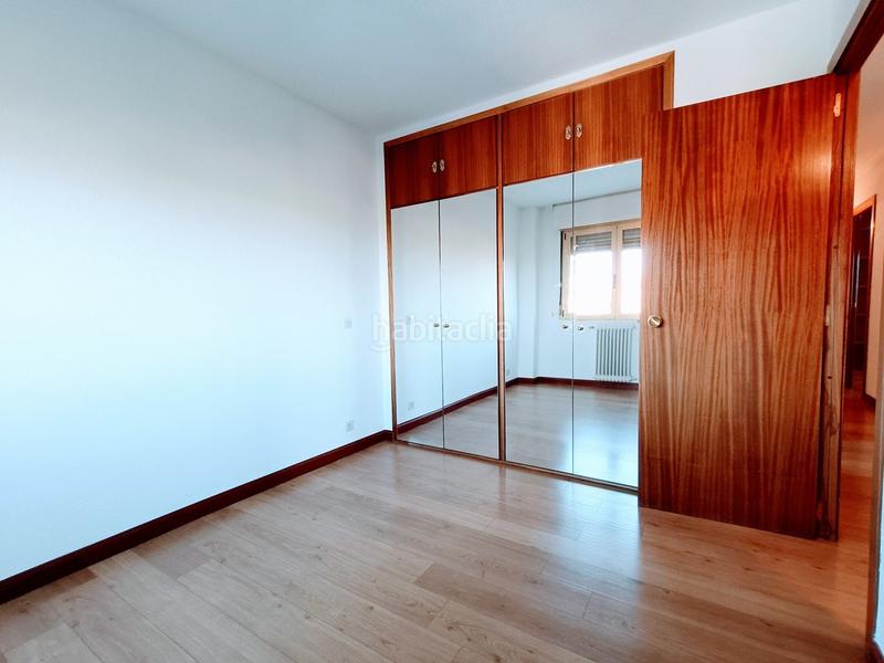 Foto 842e6249-f12c-4e7f-b45f-fc07939ff713. Location appartement avec chauffage parking dans La Paz Madrid