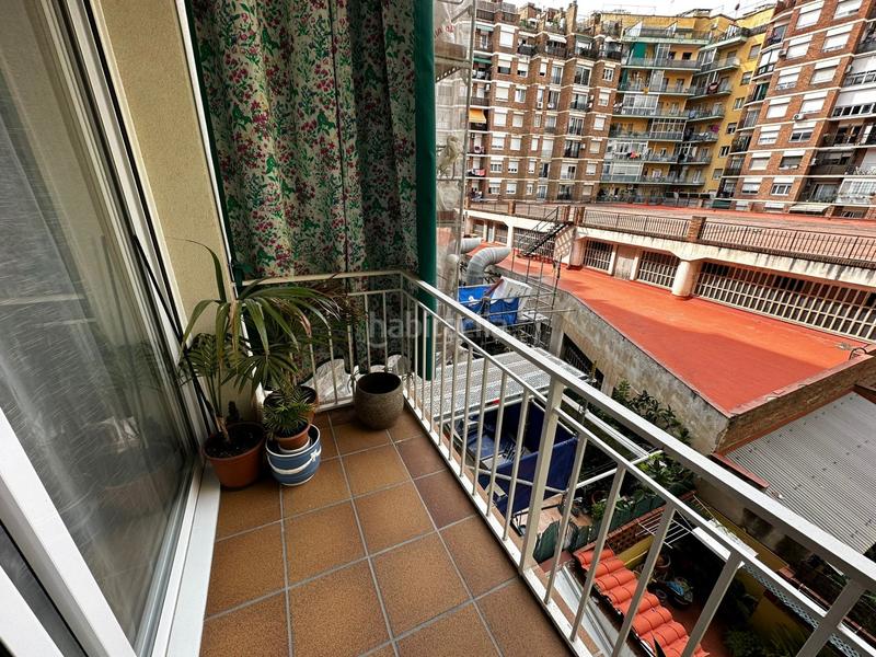 Foto 3d4f7df3-d0ba-4129-b992-9b1a6ce10103. Lloguer pis amb calefacció a Sant Antoni Barcelona