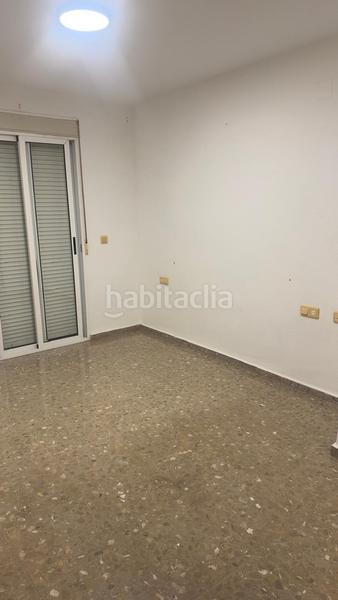 Foto 7dae993a-b3e8-4cd9-b1fc-af7d58073abe. Rent flat with parking in Riba - roja de Túria