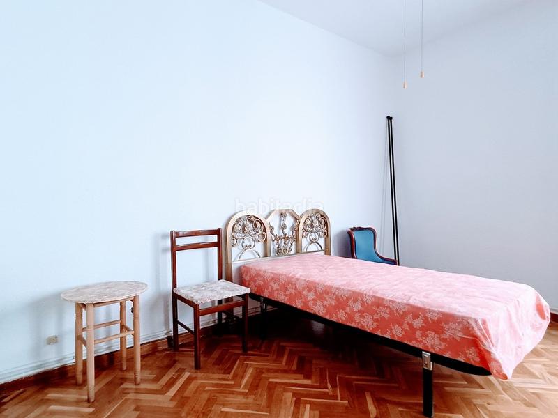 Foto ef725320-d2ef-4cd2-bd30-421a27d9cd23. Alquiler piso en Lista Madrid