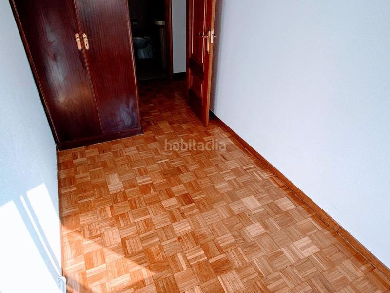 Foto 6bee2229-5c05-4af9-8173-f17787cd2806. Rent flat with heating in Palomeras Bajas Madrid