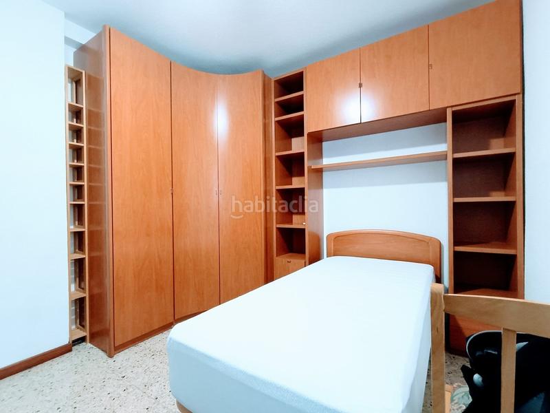 Foto 1d53d235-36e3-4a26-8f4d-f3d2e72bc7cd. Miete etagenwohnung mit heizung in Val Alcalá de Henares