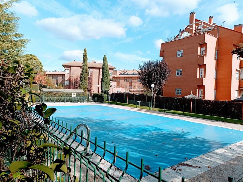 Foto 8cf4351e-2b97-4670-af2c-09bf2e0fab2c. Alquiler piso en Sector B Boadilla del Monte