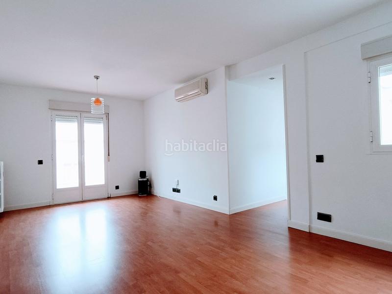 Foto ac66e93a-fd80-4f34-a442-501a828734b3. Alquiler piso en Berruguete Madrid