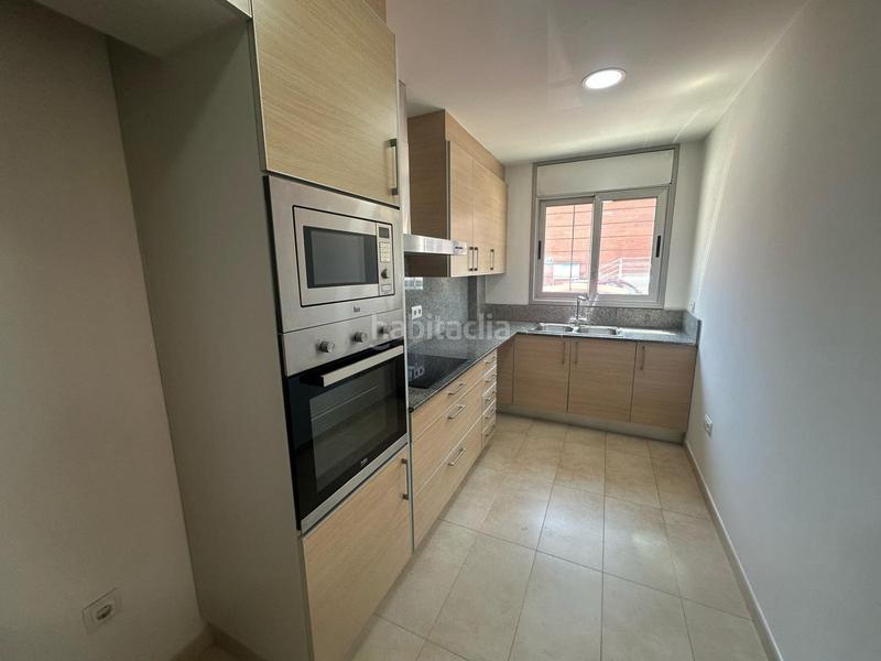 Foto c56ae3e7-ac8f-4c46-b7ca-0d3ae046db05. Piso en Vallparadís - Antic Poble de Sant Pere Terrassa