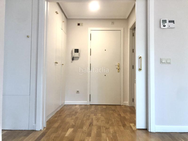 Foto a9075dd3-a779-4d71-93f3-2f633067b246. Rent flat with heating parking in Valdemarín Madrid