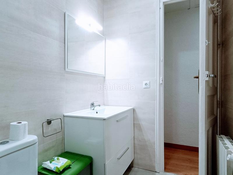 Foto 0ba24676-976a-4da4-9337-47dd32fa8038. Lloguer pis amb calefacció a Fuente del Berro Madrid