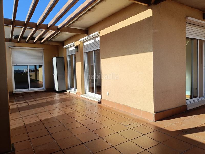 Foto 4a8d1e3f-7a76-48a0-9ea5-a97b3db7bbb7. Alquiler ático en Sanchinarro Madrid