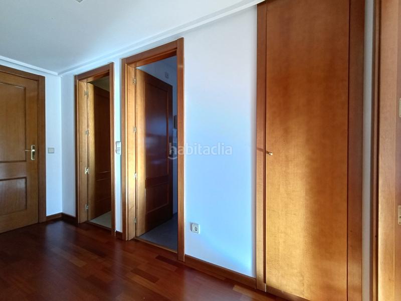 Foto 68b54111-ea60-49e6-8443-93587f6b69b1. Alquiler ático en Sanchinarro Madrid