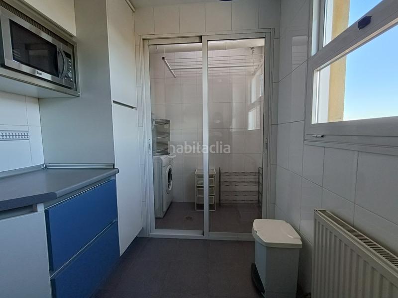 Foto 7ef3081b-6a75-471e-9ddd-de009802f75d. Alquiler ático en Sanchinarro Madrid