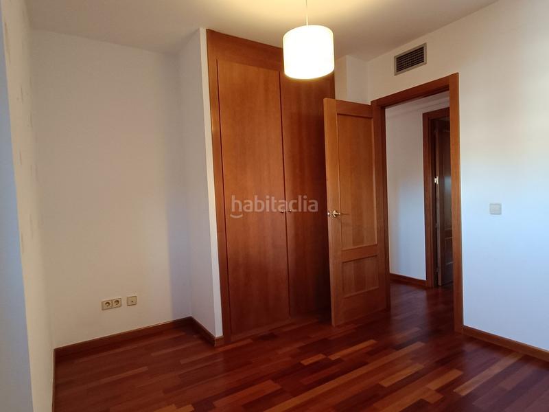 Foto 9f6bf14e-e247-4737-a968-20de7b6da5c0. Alquiler ático en Sanchinarro Madrid