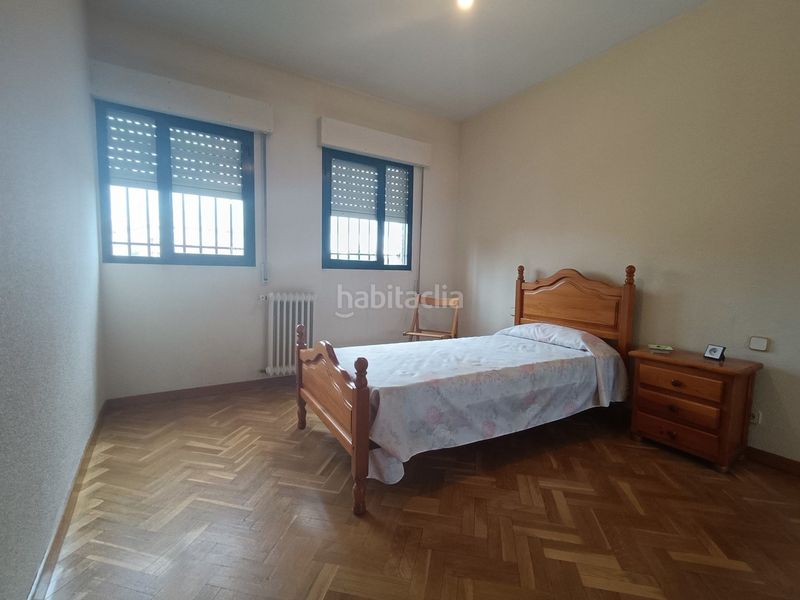 Foto a8cbe939-62ae-4e10-b95f-8a289d0b99bb. Piso en Los Cármenes Madrid