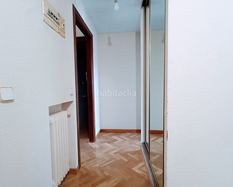 Foto e575692c-86f5-47da-80c8-2f8836a643fc. Piso en Los Cármenes Madrid