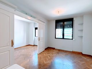 Miete Etagenwohnung  Alcantara