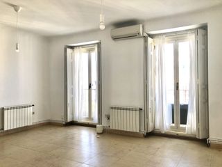 Miete Etagenwohnung  Cascorro
