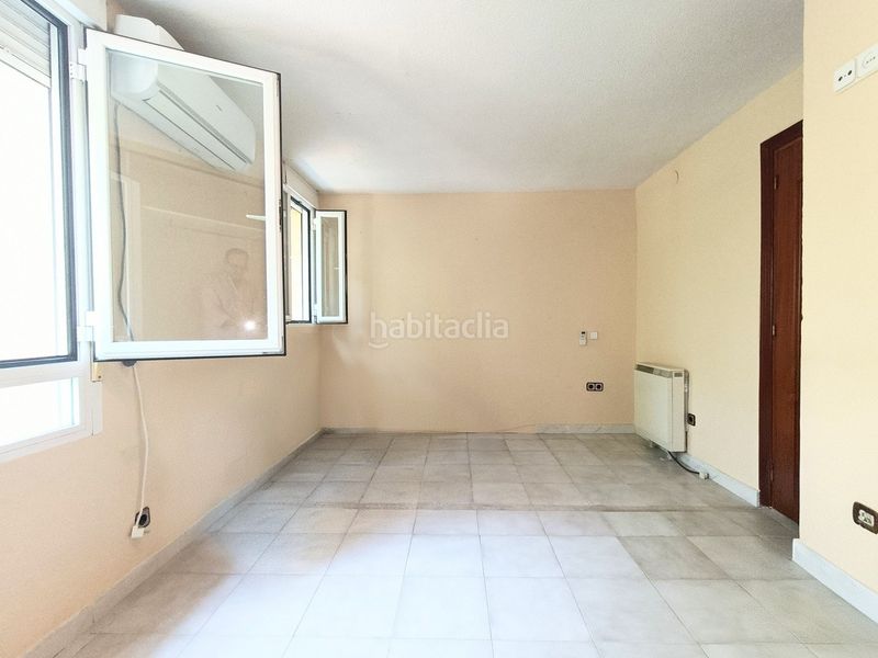 Foto 75a73355-c27e-4eb9-ac8e-b97064d317d8. Pis a Amposta Madrid