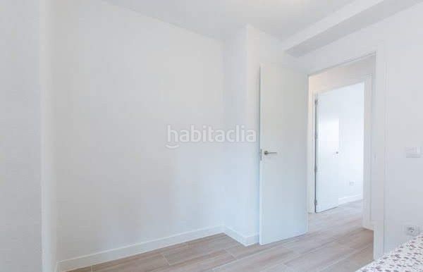 Foto b402645a-0b33-43b1-a2e2-acc5bdfee7f1. Alquiler piso en Centro Móstoles