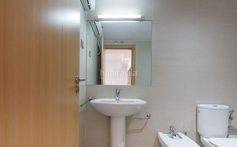 Foto f86b5588-6a74-4fd9-a5ab-201275db7ea4. Pis amb aparcament a Centro Valdemoro