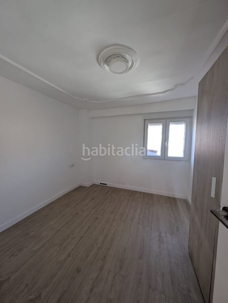 Foto abedf1b4-d8ff-441c-81ef-a9ead812d122. Rent flat in Centre-Zona Alta Alcoi