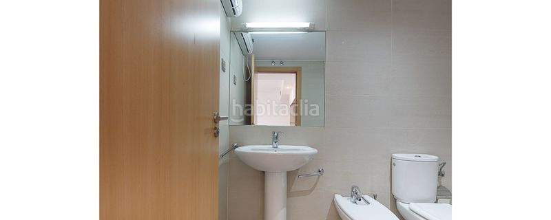 Foto c2e9b684-ad64-4a69-8d34-d37252cb0c2f. Lloguer pis amb aparcament a Centro Valdemoro