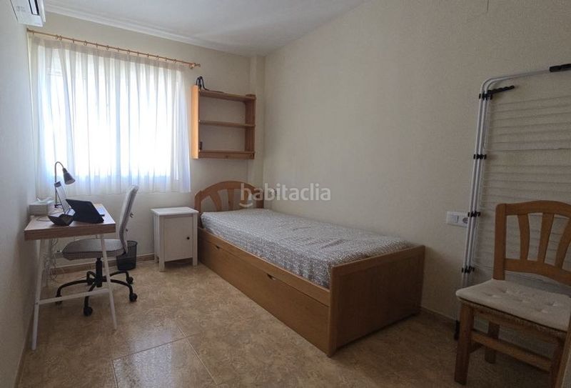 Foto cef63cb7-adea-490f-809d-9e4e22c88cf4. Lloguer pis amb aparcament a Piles