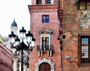 Etagenwohnung in Embajadores-Lavapiés