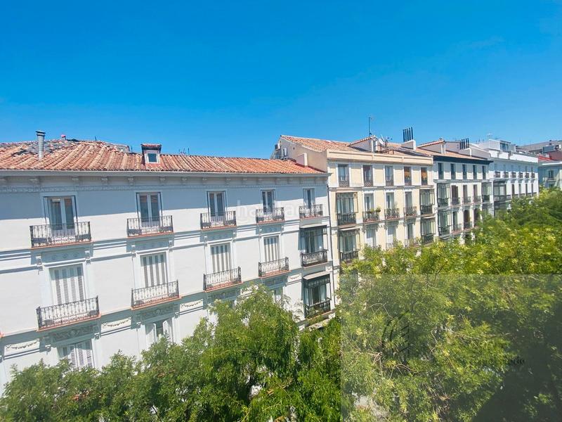Foto e1b74d39-e26e-4167-8836-5fd908fc1c70. Alquiler apartamento "alquiler temporal en plena milla de oro" en Madrid