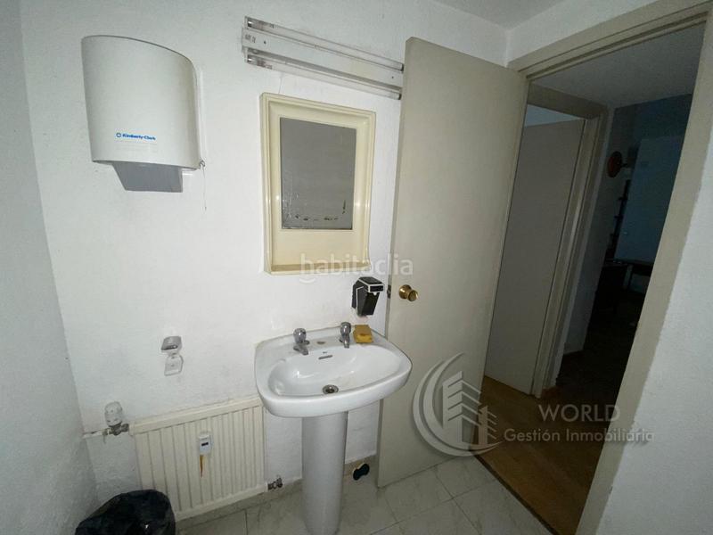 Foto 279a91ab-4867-480e-9100-f6ddebd53428. Location bureau avec chauffage dans San Juan Bautista Madrid