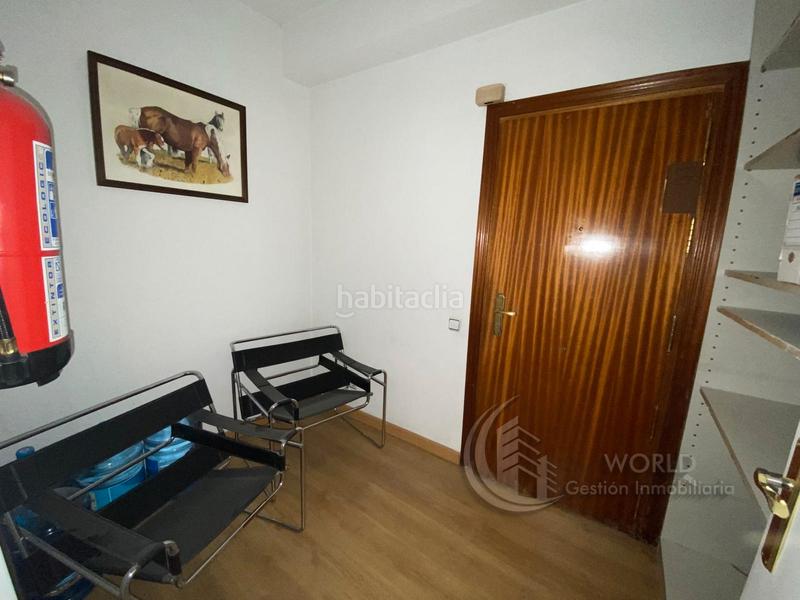 Foto f65c6da6-0b1e-4882-b7fe-666905680af3. Rent office space with heating in San Juan Bautista Madrid