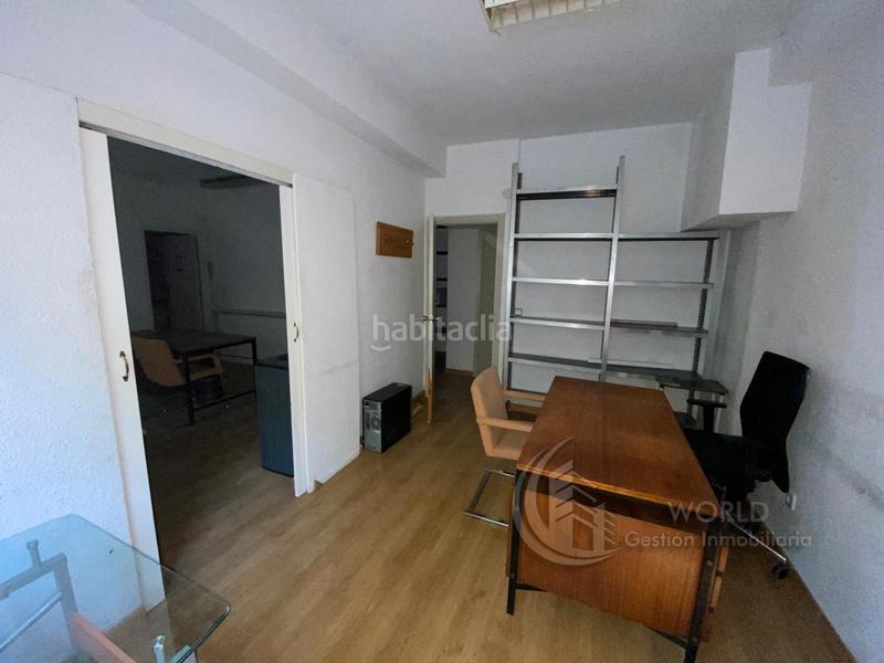 Foto aeb2d65e-cc30-4655-a68e-e905e794df20. Rent office space with heating in San Juan Bautista Madrid