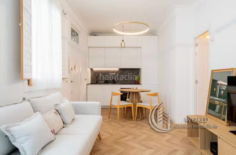 Foto c4d2e2bf-f4e0-4ba1-a1a3-f83b8864928d. Flat with heating in Sol Madrid