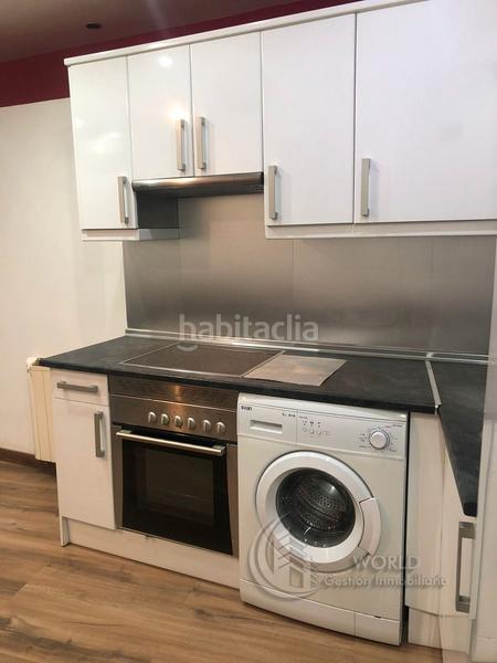 Foto 538f7c7a-dfbe-4fa6-bfab-3f9a43486036. Pis a plaza de los mostenses 9 a Universidad-Malasaña Madrid