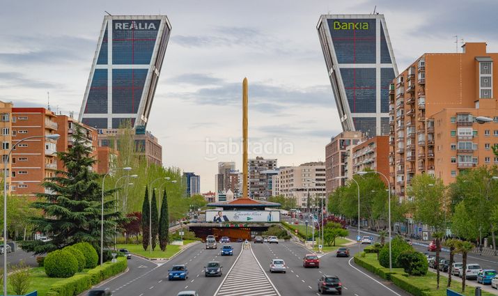 Piso magnifico piso junto al corte inglés de nuevos ministerios en Madrid - Imagen 2