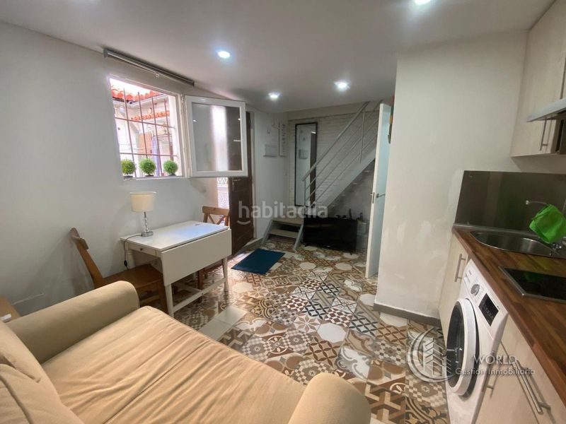 Foto 0e069c0f-243a-4264-96ba-e1254a8afb5d. Piso en Almagro Madrid