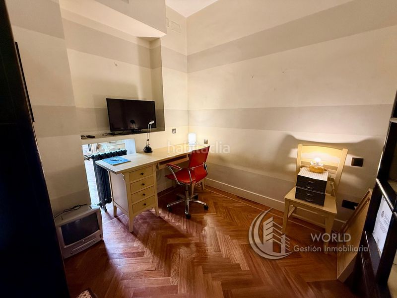 Foto 0a3b788a-c833-4707-9124-052a8a242c1d. Piso en calle de jacometrezo 7 en Palacio Madrid
