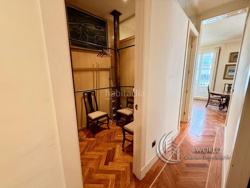 Foto a277cfc2-52d0-4799-aaa8-0d200d3252d6. Piso en calle de jacometrezo 7 en Palacio Madrid