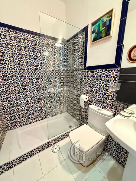 Foto cbc6dcfb-b4fc-483e-a884-1893c300182d. Piso en calle de jacometrezo 7 en Palacio Madrid