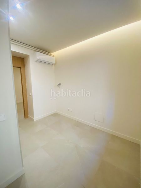 Foto a7f771eb-f2bc-4208-8836-daf80a6d6c38. Piso en Argüelles Madrid