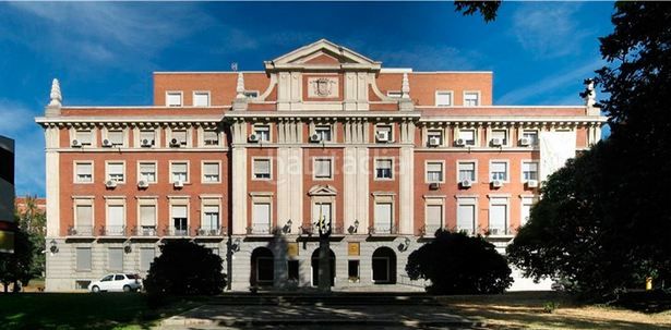 Foto b55c6d13-fa00-43c0-955e-9f27ed0065e8. Piso en Argüelles Madrid