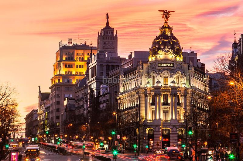 Foto be2e29d7-fc90-48e6-b5fd-b9fea6f59a3d. Pis a Justicia-Chueca Madrid