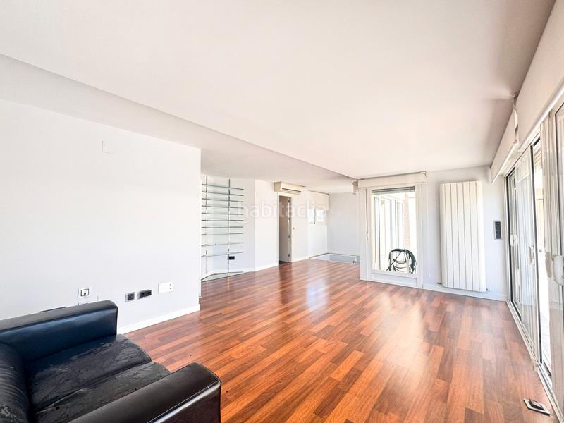 Foto cbc621dc-fbf2-45a0-b5b9-a59a556f30fd. Attique dans calle del pensamiento 27 dans Castillejos-Cuzco Madrid