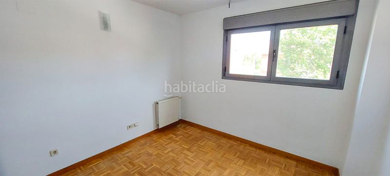 Foto abe86f25-9656-41d7-83f1-11584af79571. Duplex avec chauffage parking piscine dans Perales del Río Getafe