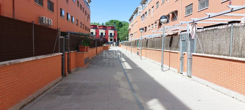 Foto da6d18b7-ff68-4517-90d1-d289b71f4589. Duplex avec chauffage parking piscine dans Perales del Río Getafe