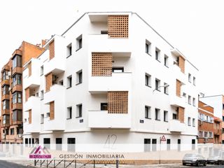 Flat in Calle Pinos Alta 42