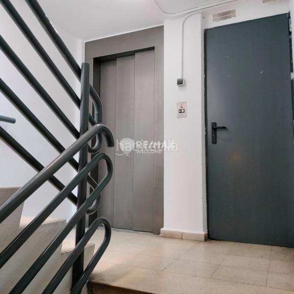 Foto 6248faea-c4ca-4624-9a35-f4b3f03d6bd2. Alquiler parking coche en Castillejos-Cuzco Madrid