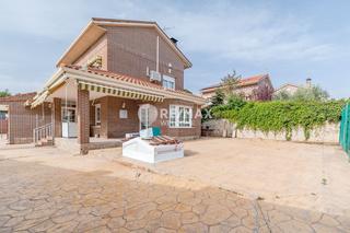 Chalet  Chaparras. En guadarrama